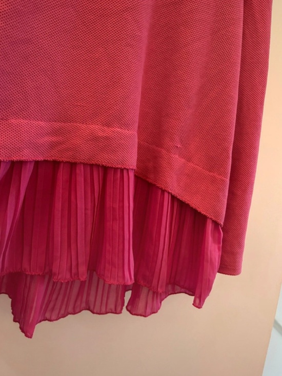 White top - Picture 2 of 2